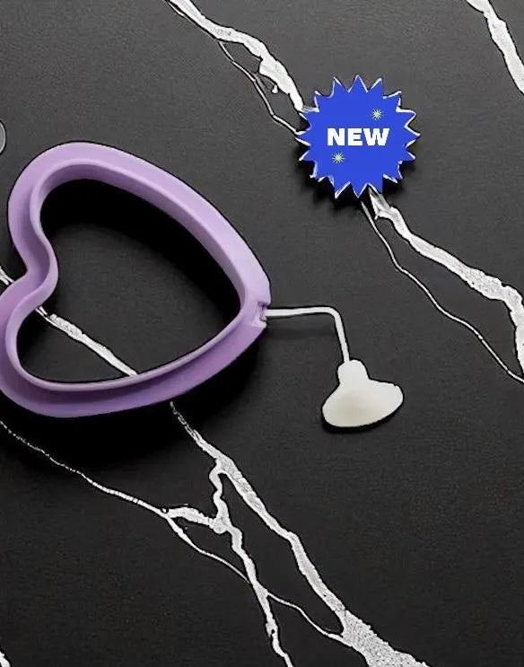 Floating fish Feeder Rings With Suction Cup - Aquarium Decor - Heart and Flower Shaped