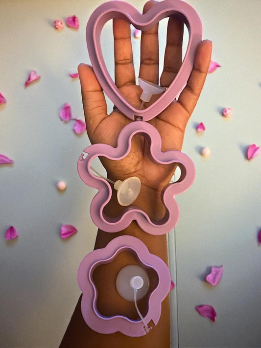 Floating Fish Feeder Rings With Suction Cup - Aquarium Decor - Multiple Shapes and Colors