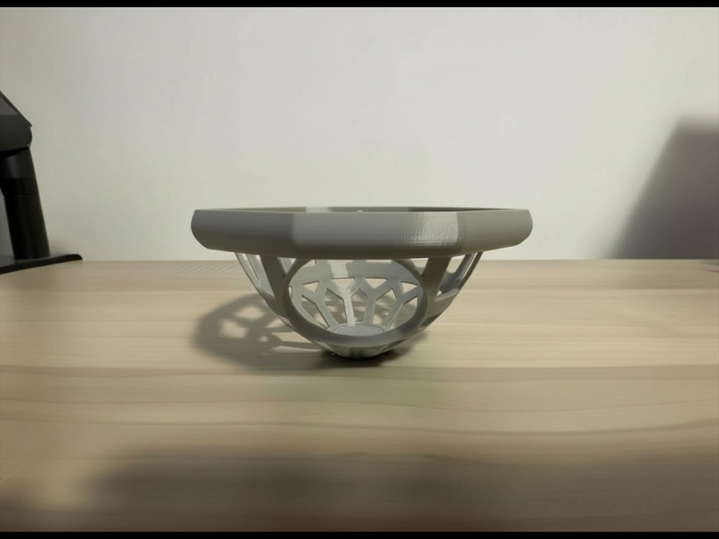 Floating Betta Bungalow: Fish Tank Rest Cave - Aquarium Decor